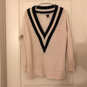 Deep V knitted sweater